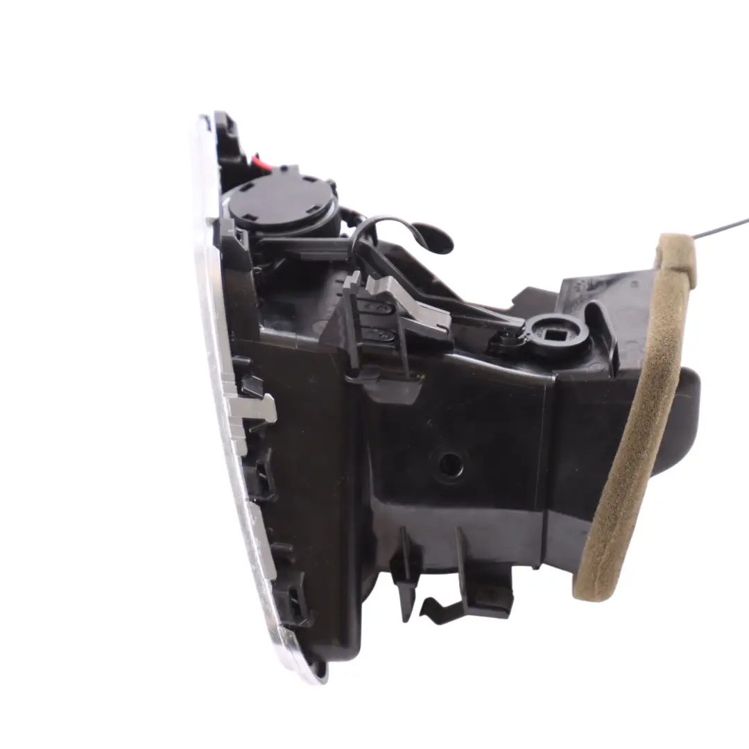 8F Front Dashboard Air Vent Nozzle Grille Right O/S to Audi A5 with Part number 8T2820902H Audi A5 8F Front Dashboard Air Vent Nozzle Grille Right O/S - SKU RHD-8T2820902H - Part number 8T2820902H