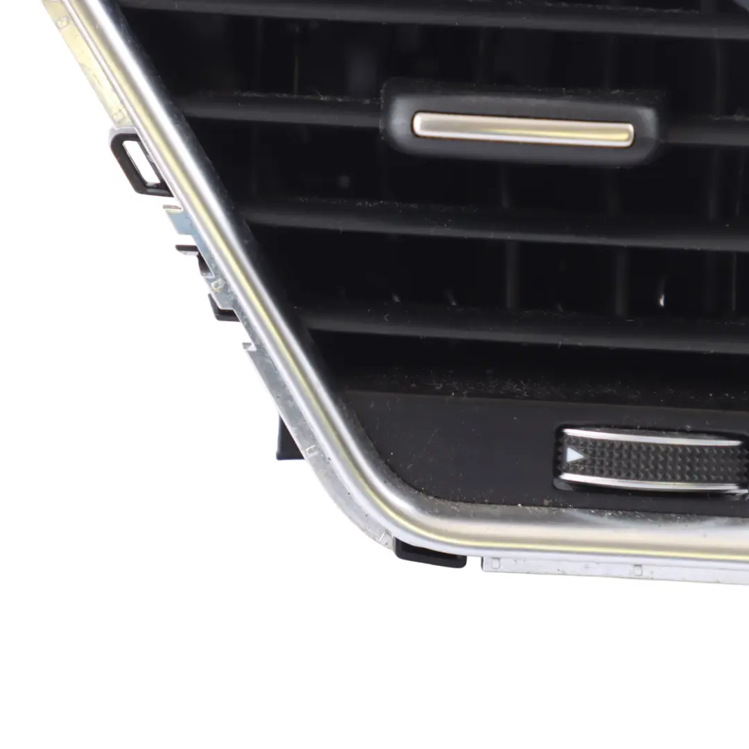 8F Front Dashboard Air Vent Nozzle Grille Right O/S to Audi A5 with Part number 8T2820902H Audi A5 8F Front Dashboard Air Vent Nozzle Grille Right O/S - SKU RHD-8T2820902H - Part number 8T2820902H