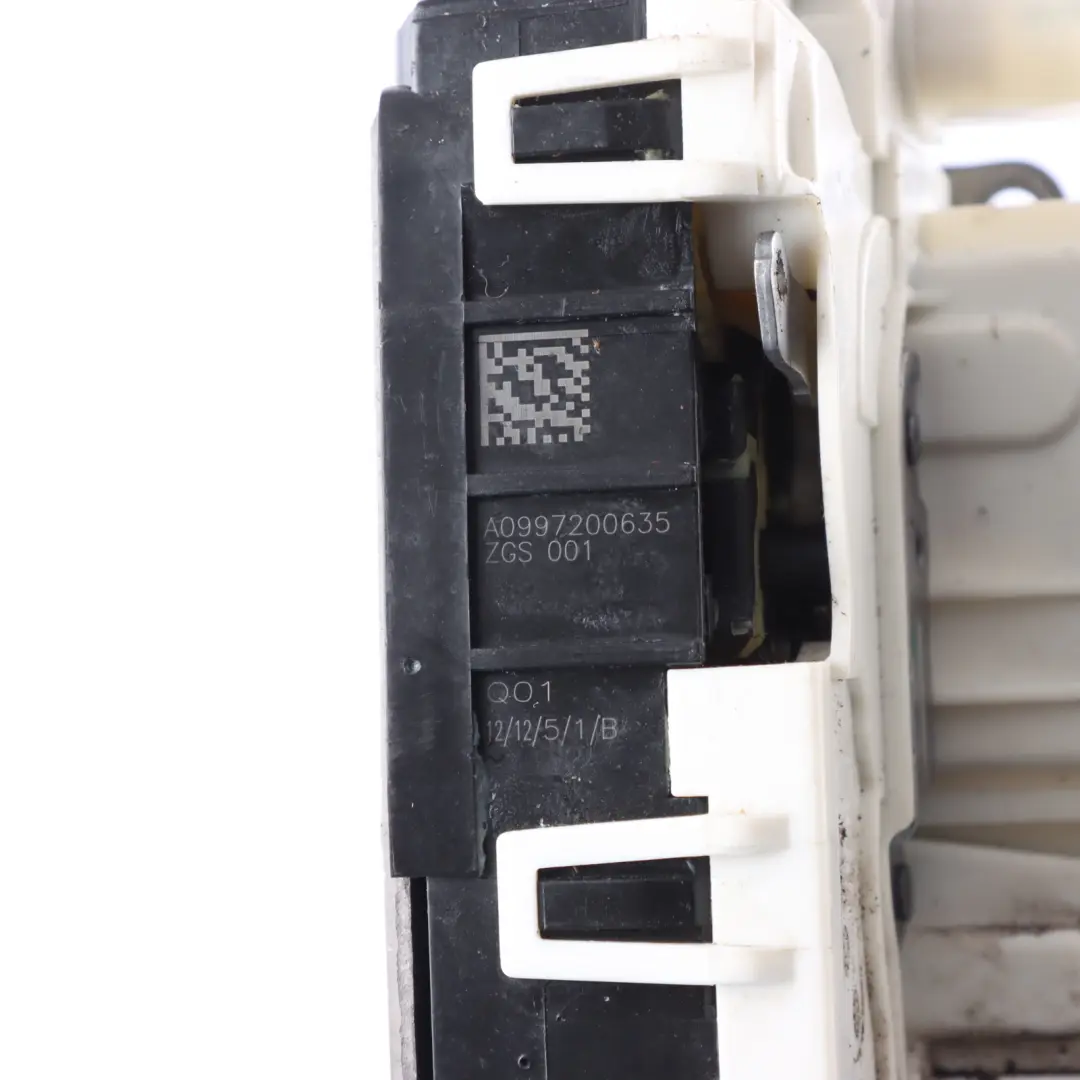 Mercedes W204 W212 Door Lock Latch Catch Actuator Front Right O/S - SKU RHD-A0997200635-2 - Part number A0997200635