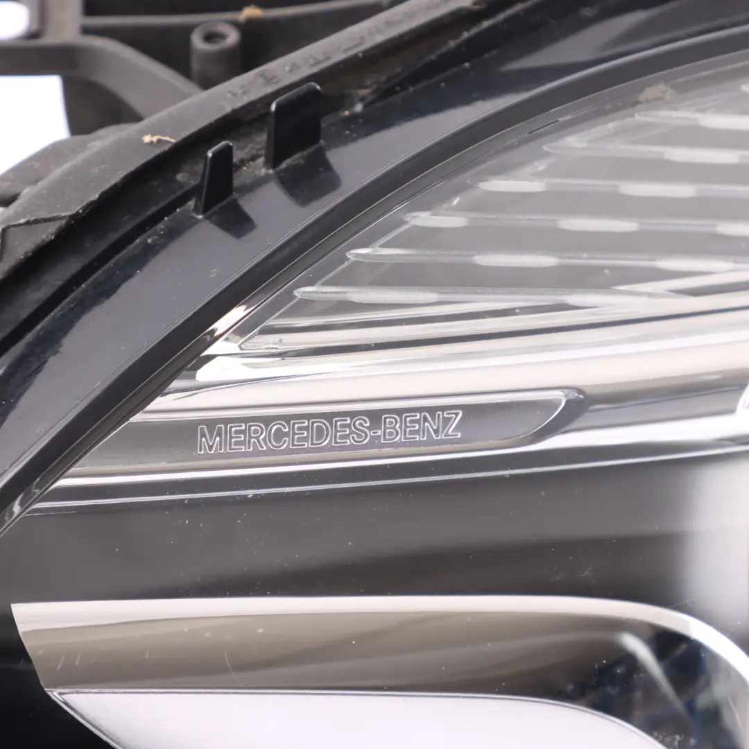 Front Right O/S Headlamp Light LED High Performance to Mercedes W176 with Part number A1769069200 Mercedes W176 Front Right O/S Headlamp Light LED High Performance - SKU RHD-A1769069200 - Part number A1769069200