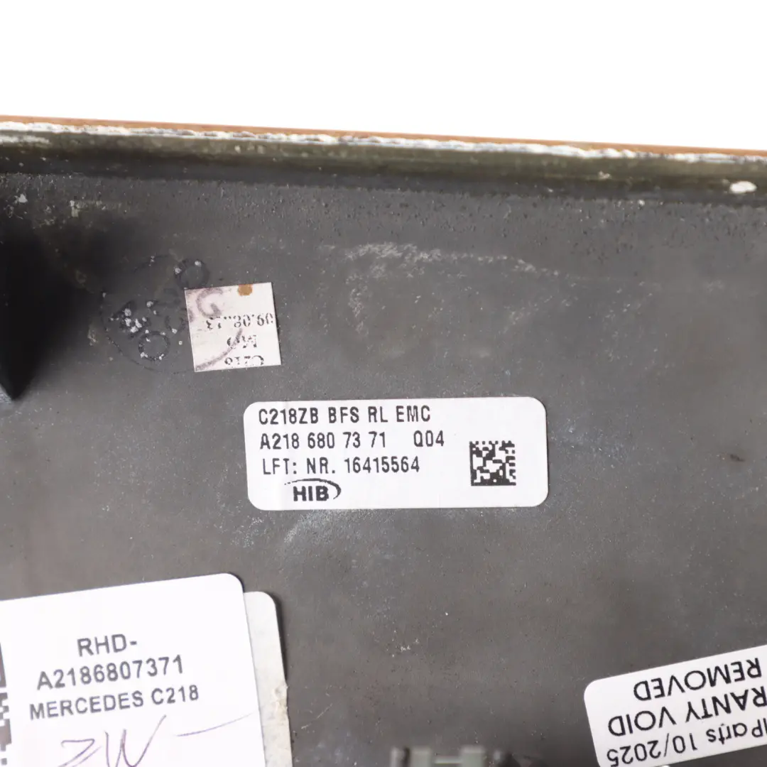 Vent Dashboard Centre Nozzle Cover Trim Panel to Mercedes C218 X218 Air with Part number A2186807371 Mercedes C218 X218 Air Vent Dashboard Centre Nozzle Cover Trim Panel - SKU RHD-A2186807371 - Part number A2186807371