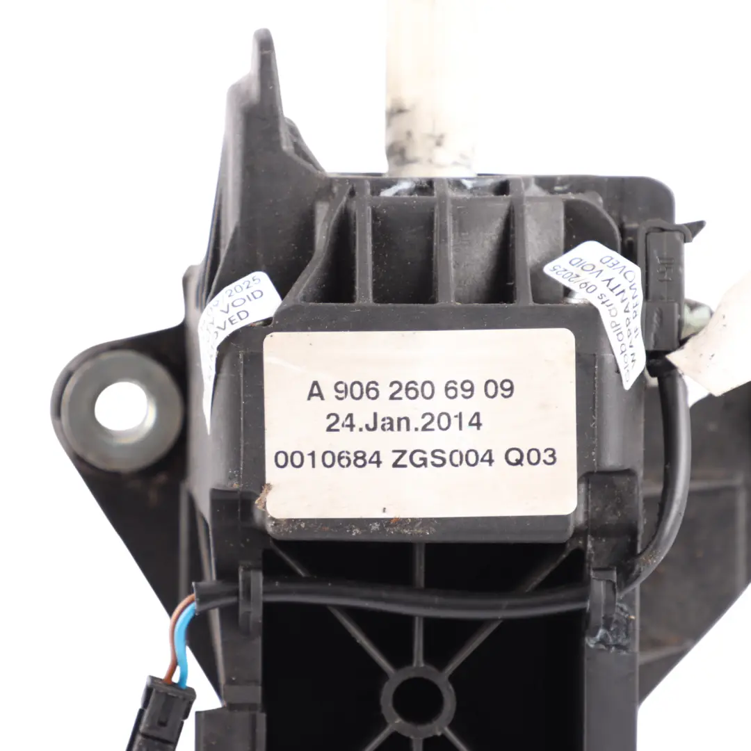 Mercedes Sprinter W906 Gear Shift Selector Mechanism Manual 6 Speed - SKU RHD-A9062606909-2 - Part number A9062606909