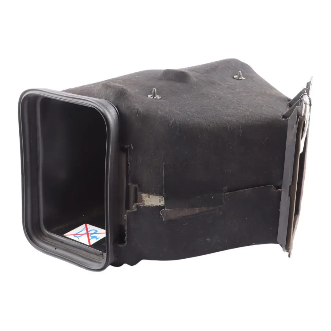 Heater Air Intake Filter Box Housing to Mercedes Sprinter W906 with Part number A9068300962 Mercedes Sprinter W906 Heater Air Intake Filter Box Housing - SKU RHD-A9068300962 - Part number A9068300962