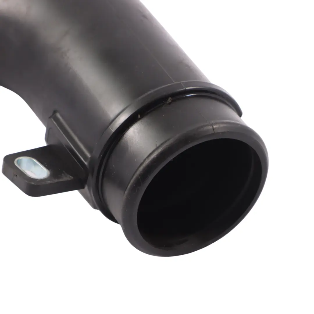 Tuyau D'Admission D'Air 2.2 Diesel SH0113225 pour Mazda 6 GJ à propos du numéro de pièce SH0113231 Mazda 6 GJ Tuyau D'Admission D'Air 2.2 Diesel SH0113225 - SKU SH0113231 - Numéro de pièce SH0113231