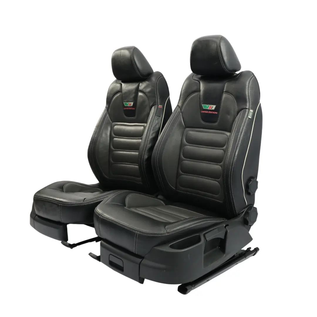 1Z VRS RS Zestaw Siedzeń Kanapa Grzane Fotele Skóra Czarna do Skoda Octavia o numerze SKODA-OCTAVIA-SEATS-LEATHER Skoda Octavia 1Z VRS RS Zestaw Siedzeń Kanapa Grzane Fotele Skóra Czarna - SKU SKODA-OCTAVIA-SEATS-LEATHER-VRS - Numer Części SKODA-OCTAVIA-SEATS-LEATHER
