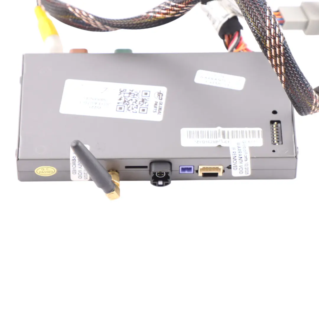 Retrofit Joyeauto CarPlay Multimedia Interface Control Unit Module to Mercedes W221 with Part number W221-JOYEAUTO-1 Mercedes W221 Retrofit Joyeauto CarPlay Multimedia Interface Control Unit Module - SKU W221-JOYEAUTO-1 - Part number W221-JOYEAUTO-1