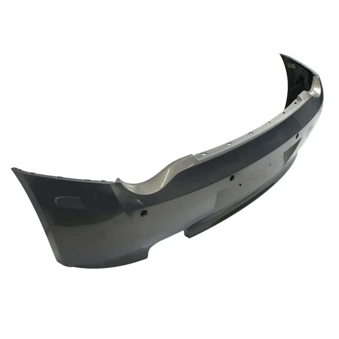 Tylny Zderzak PDC Stratus Grey Szary Metalik - 440 do BMW Z4 E85 o numerze 0034438 BMW Z4 E85 Tylny Zderzak PDC Stratus Grey Szary Metalik - 440 - SKU 0034438-SRT - Numer Części 0034438
