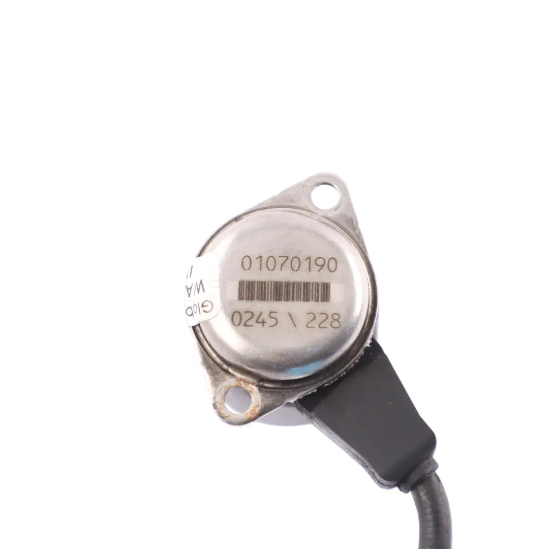 Volkswagen Phaeton 3D Steering Rack Solenoid Valve MSM228C - SKU 01070190 - Part number 01070190