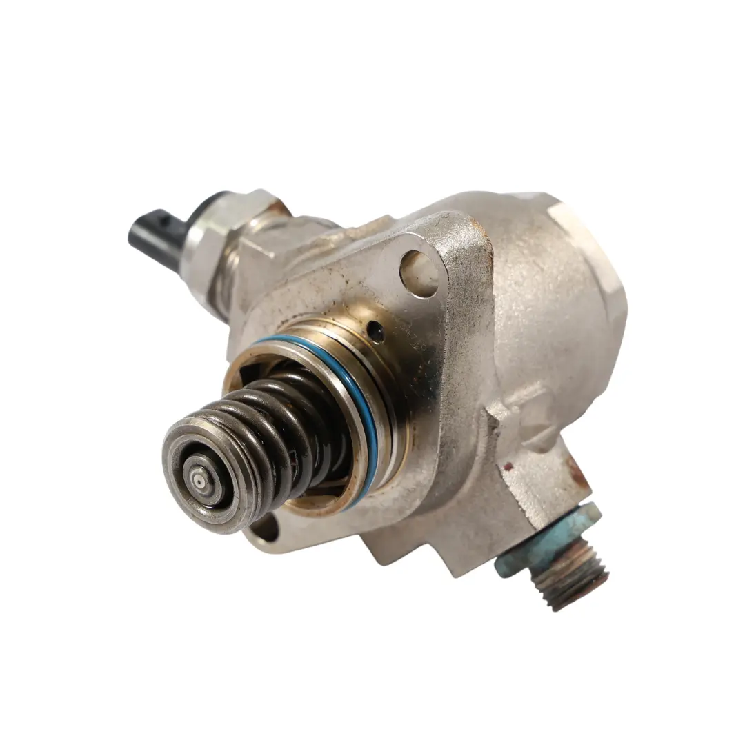 6J Skoda Fabia Mk3 Bomba Combustible Alta Presión 1.2 TSI para Seat Ibiza con número de pieza 04E127026AT Seat Ibiza 6J Skoda Fabia Mk3 Bomba Combustible Alta Presión 1.2 TSI - SKU 04E127026AT - Número de pieza 04E127026AT