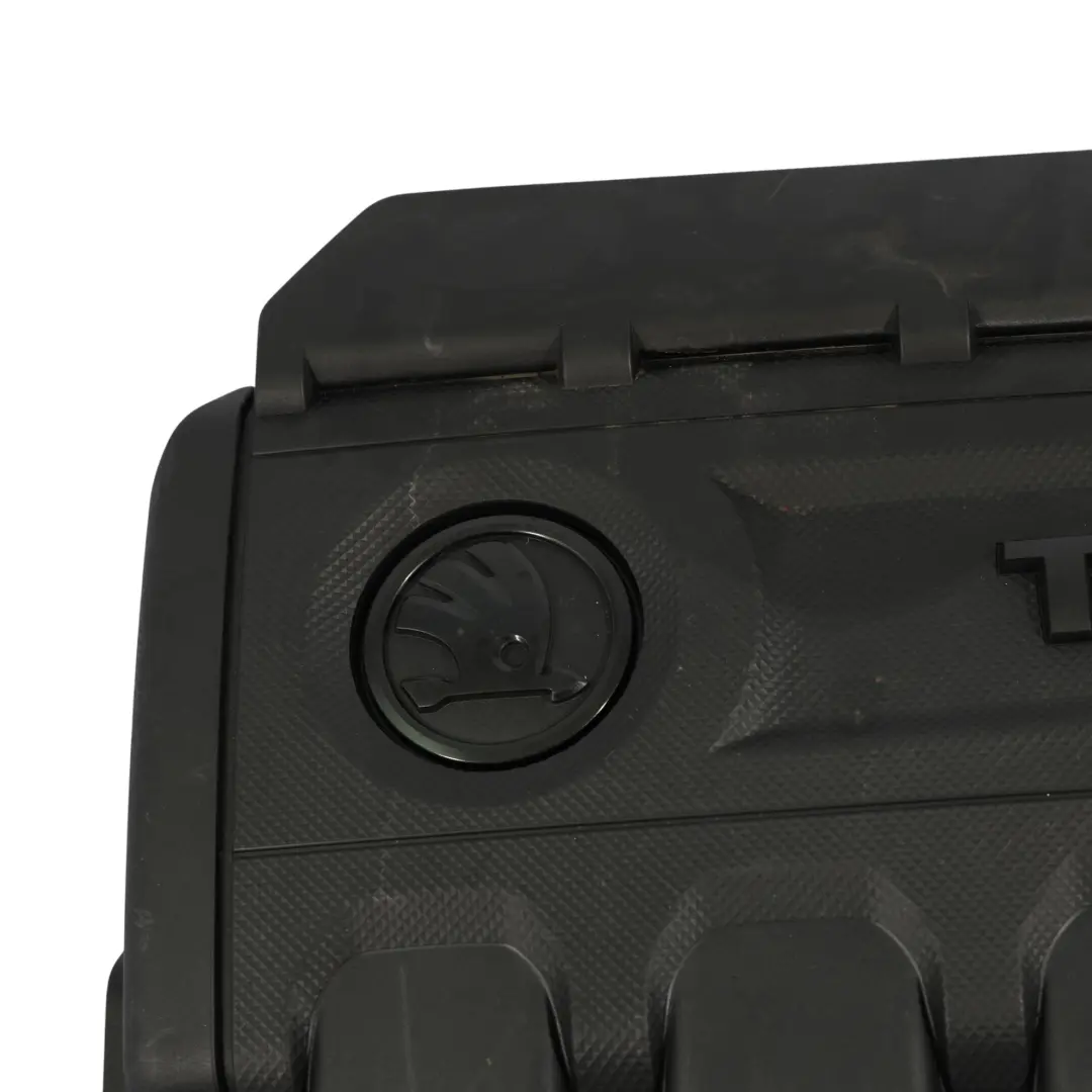 Skoda Octavia 5E Cache Supérieur De Moteur Diesel Garniture TDI - SKU 04L103925T - Numéro de pièce 04L103925T