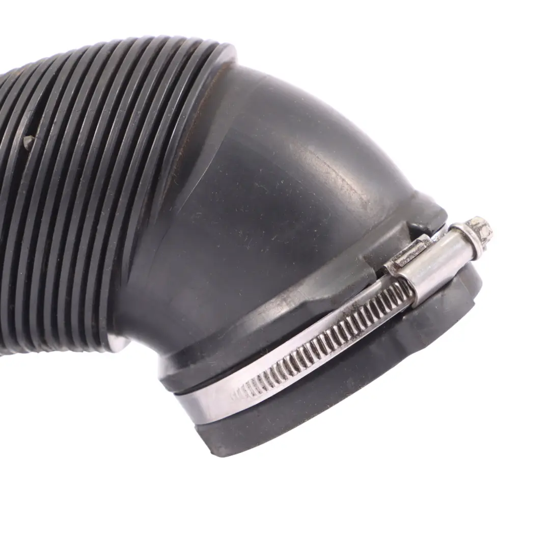 Audi Q5 8R 2.0 Diesel Ansaugung Einlass Luftfilter Schlauch Leitung - SKU 04L129661A - Teilenummer 04L129661A