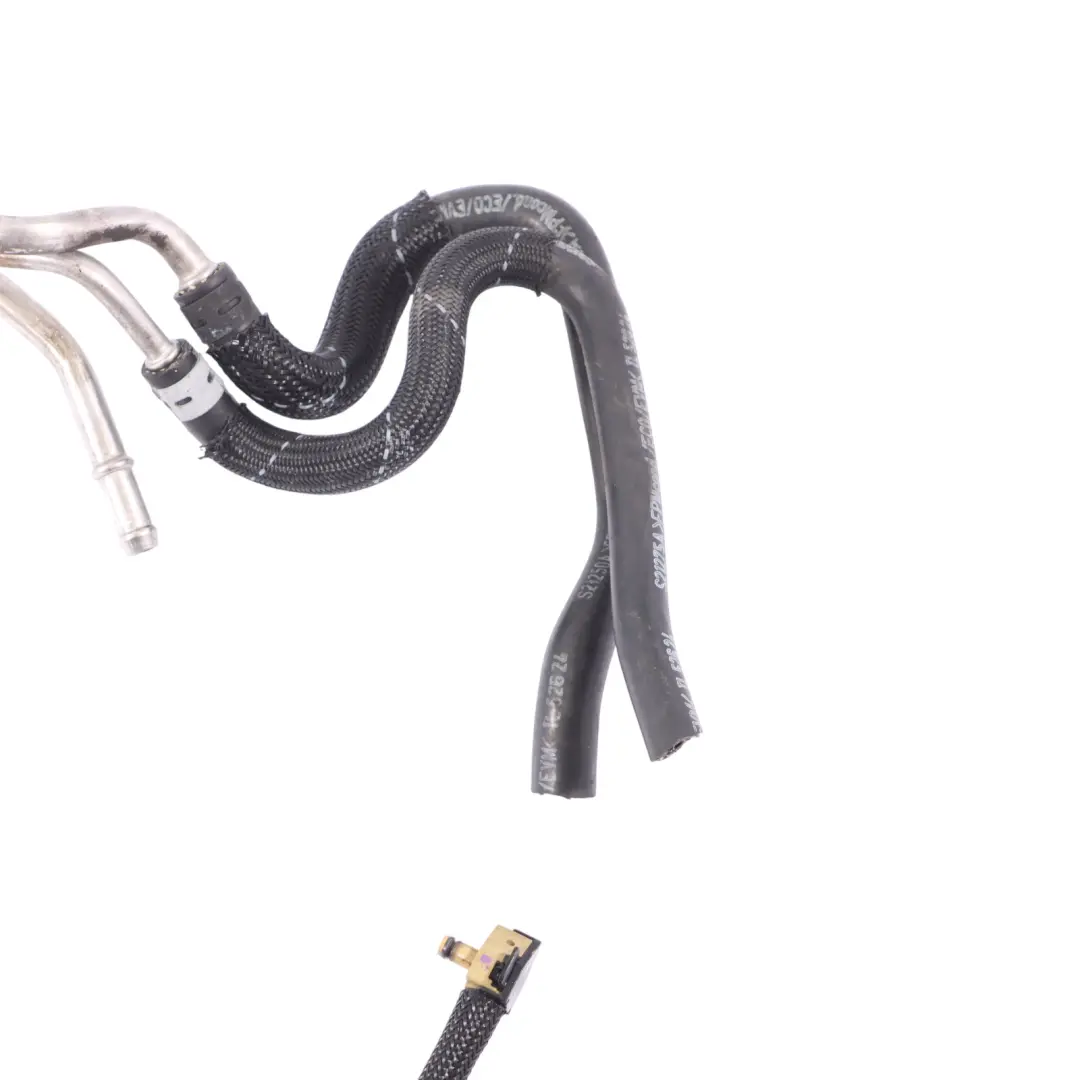 Tubería de inyección de combustible Diesel 2.0 TDI para Audi A5 8T con número de pieza 04L201360N Audi A5 8T Tubería de inyección de combustible Diesel 2.0 TDI - SKU 04L201360N - Número de pieza 04L201360N