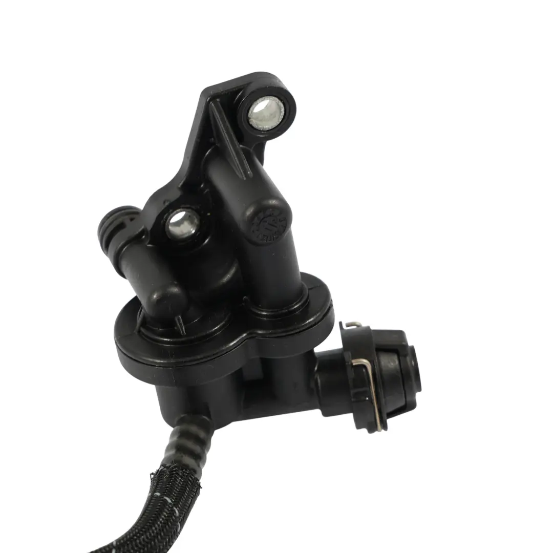 4M 3.0 Diesel Tuyau De Liquide Refroidissement Moteur pour Audi A4 B9 Q7 à propos du numéro de pièce 059121086BD Audi A4 B9 Q7 4M 3.0 Diesel Tuyau De Liquide Refroidissement Moteur - SKU 059121086BD - Numéro de pièce 059121086BD