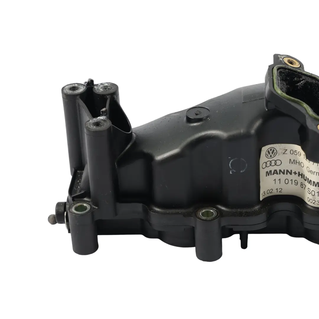 Intake Manifold Right O/S to Audi Q7 4L A5 8T 3.0 Diesel Engine with Part number 059129712BR Audi Q7 4L A5 8T 3.0 Diesel Engine Intake Manifold Right O/S - SKU 059129712BR - Part number 059129712BR
