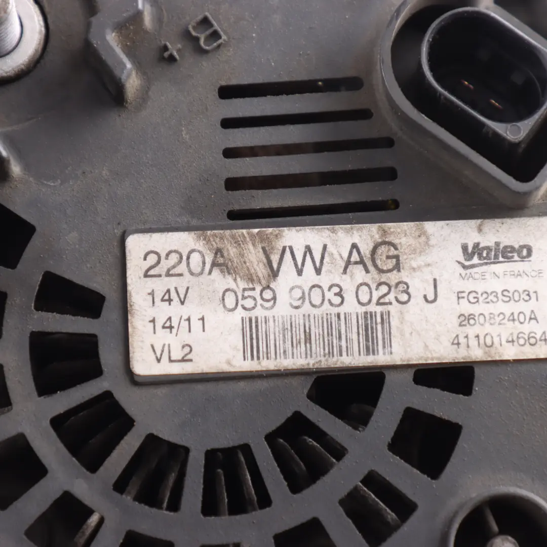 7P Alternator Generator 14V 220A 3.0 TDI Diesel to Volkswagen Touareg with Part number 059903023J Volkswagen Touareg 7P Alternator Generator 14V 220A 3.0 TDI Diesel - SKU 059903023J - Part number 059903023J