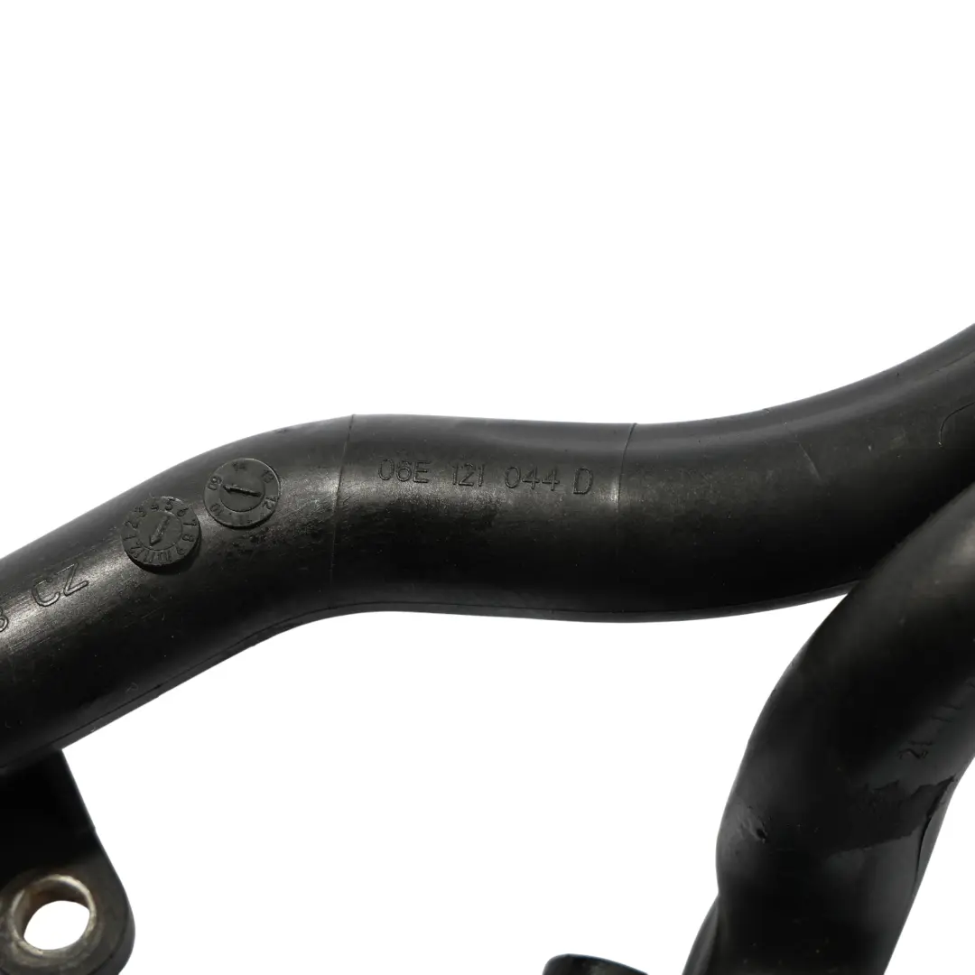 Audi S4 B8 Przewód Rurki Płynu Chłodzącego Wody 3.0 TFSI CAKA - SKU 06E121044D - Numer Części 06E121044D