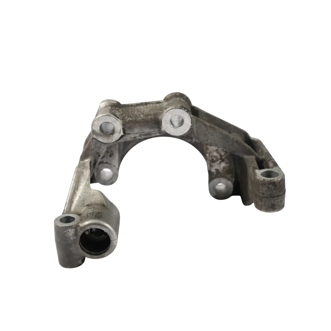 Supporto Supporto Pompa Servosterzo 3.0 TFSI CAKA per Audi S4 B8 con numero di parte 06E145393E Audi S4 B8 Supporto Supporto Pompa Servosterzo 3.0 TFSI CAKA - SKU 06E145393E - Numero di parte 06E145393E