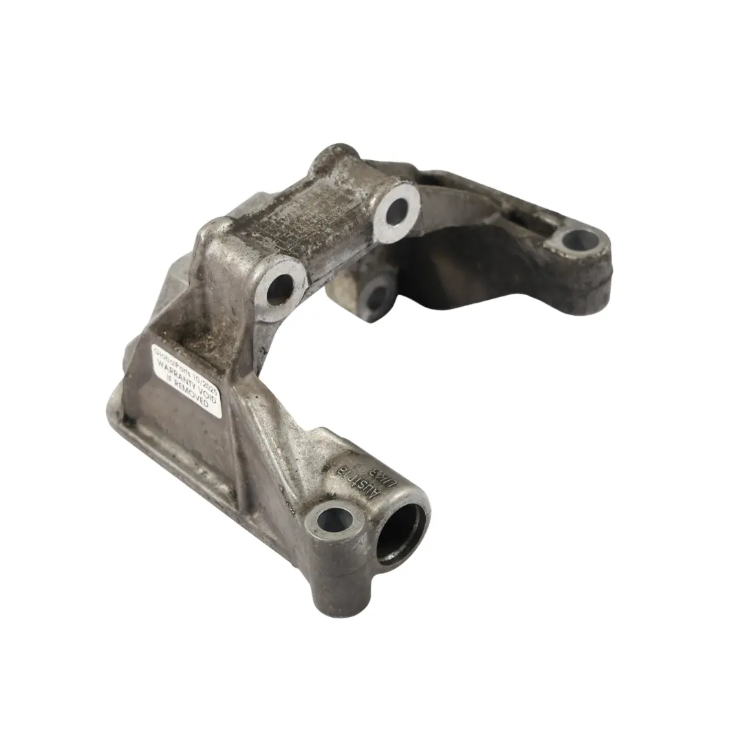 Supporto Supporto Pompa Servosterzo 3.0 TFSI CAKA per Audi S4 B8 con numero di parte 06E145393E Audi S4 B8 Supporto Supporto Pompa Servosterzo 3.0 TFSI CAKA - SKU 06E145393E - Numero di parte 06E145393E