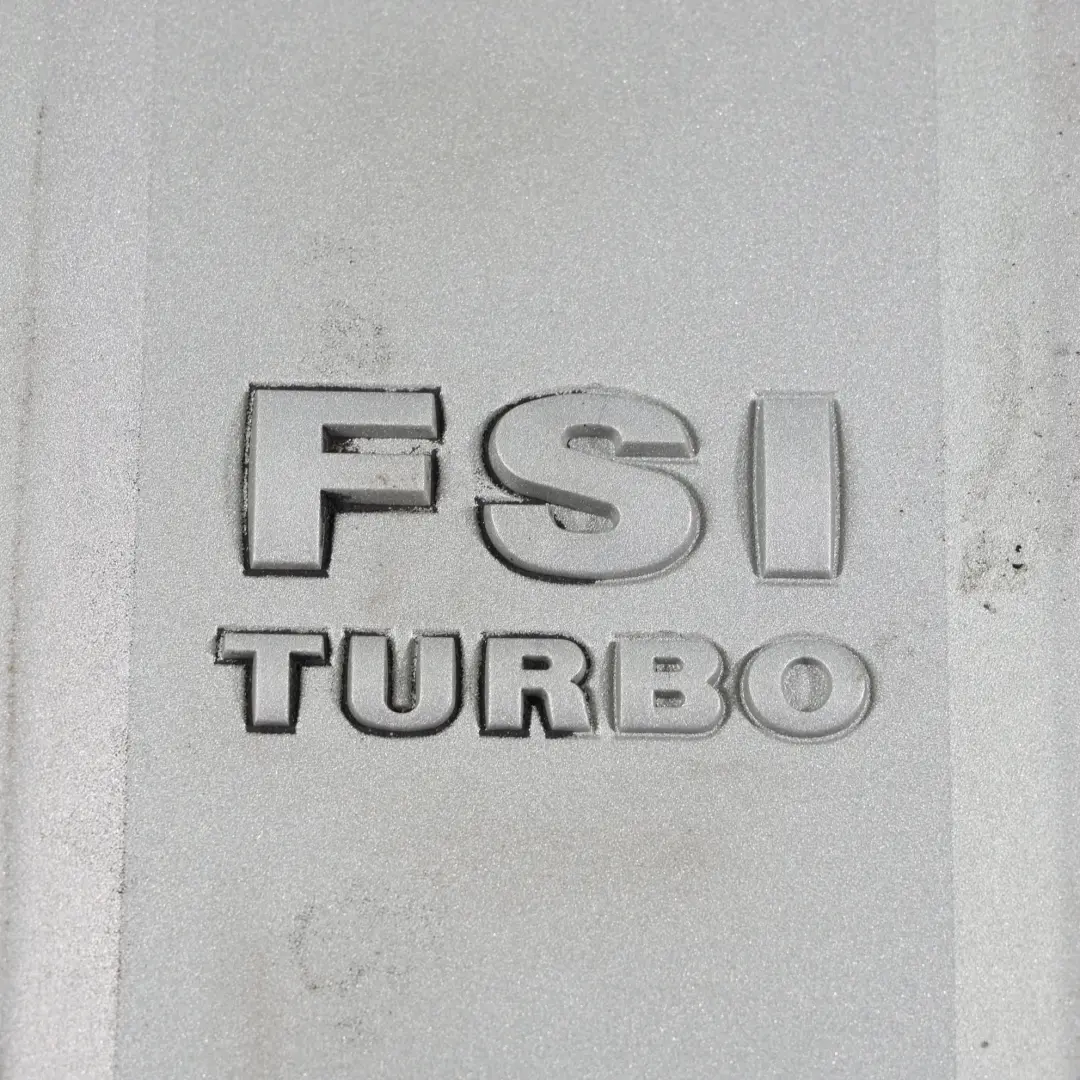 1Z Coperchio Motore Pannello Rivestimento 2.0 FSI per Skoda Octavia II con numero di parte 06F133837AB Skoda Octavia II 1Z Coperchio Motore Pannello Rivestimento 2.0 FSI - SKU 06F133837AB - Numero di parte 06F133837AB