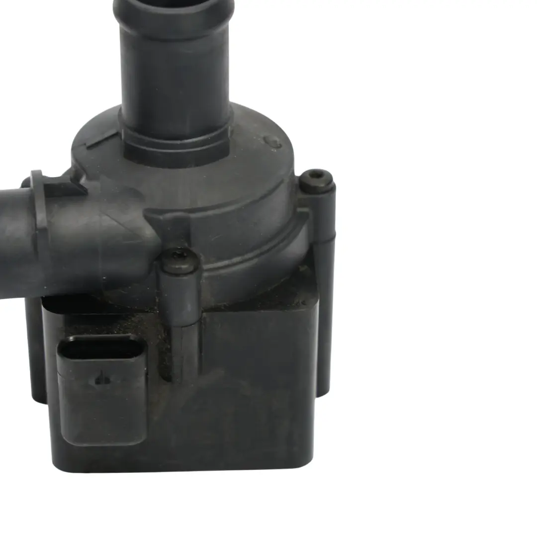 4M Elektryczna Dodatkowa Pompa Wodna do Audi A6 C8 A5 F5 Q7 o numerze 06H121601P Audi A6 C8 A5 F5 Q7 4M Elektryczna Dodatkowa Pompa Wodna - SKU 06H121601P - Numer Części 06H121601P