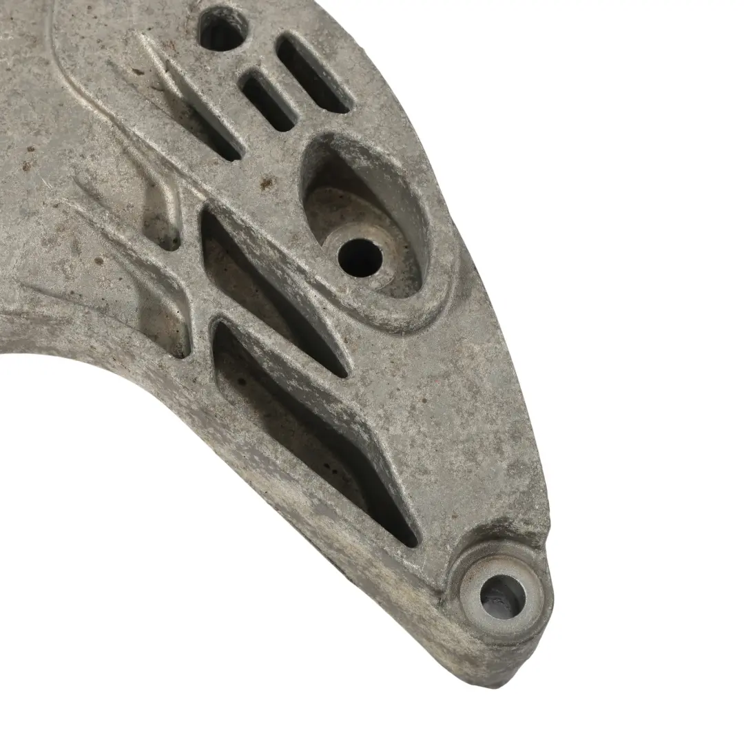 Supporto Motore 2.0 Benzina per Audi A4 B8 con numero di parte 06K199207H Audi A4 B8 Supporto Motore 2.0 Benzina - SKU 06K199207H - Numero di parte 06K199207H