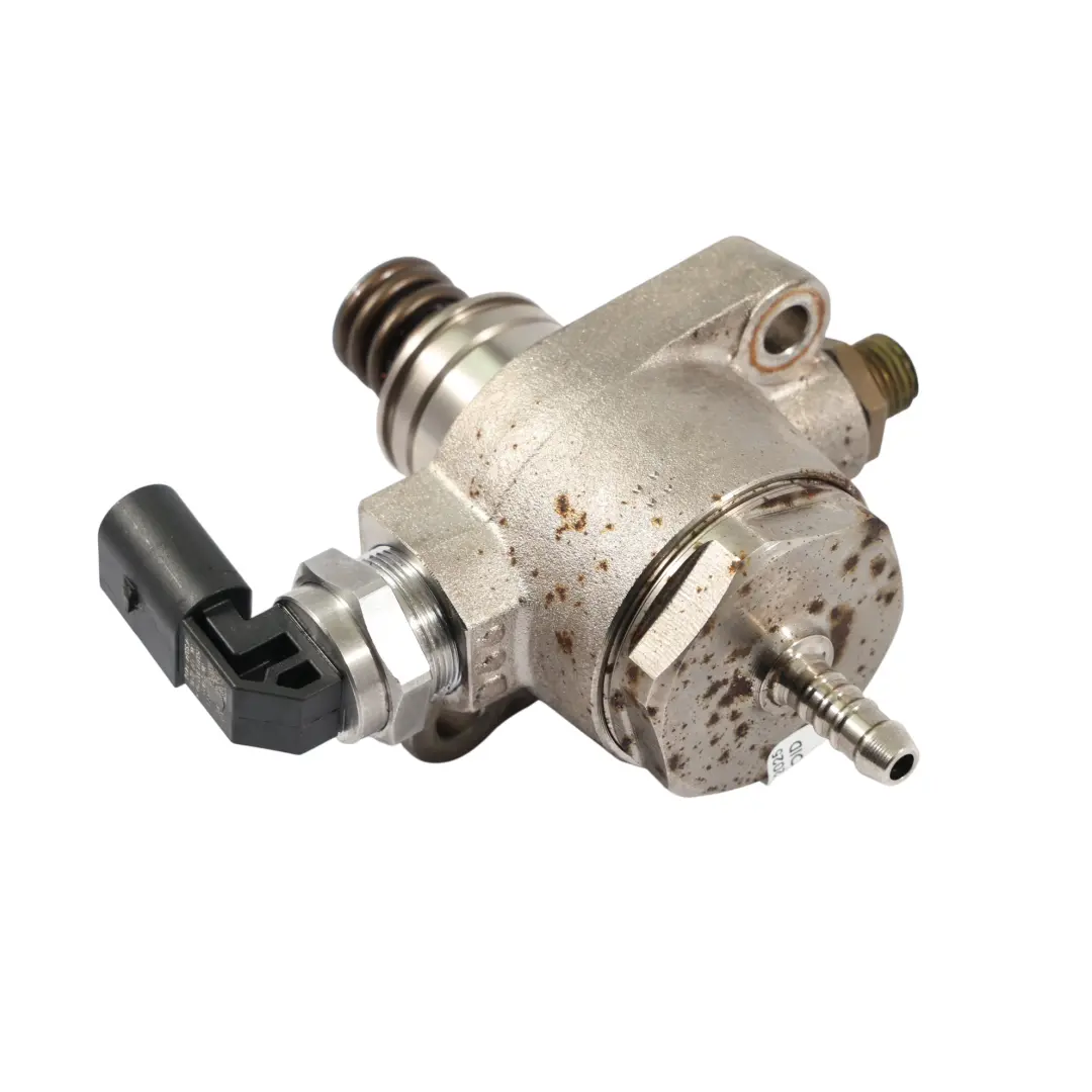 Audi S3 8V 2.0 CNTC Bomba Línea Combustible Alta Presión Motor - SKU 06L127027B - Número de pieza 06L127027B