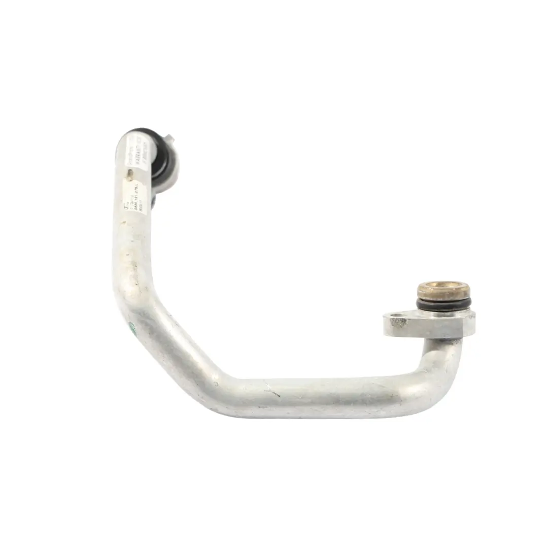 Tubo Acqua Radiatore Raffreddamento 3.0 TFSI per Audi A4 B9 A5 S5 F5 con numero di parte 06M121075L Audi A4 B9 A5 S5 F5 Tubo Acqua Radiatore Raffreddamento 3.0 TFSI - SKU 06M121075L - Numero di parte 06M121075L