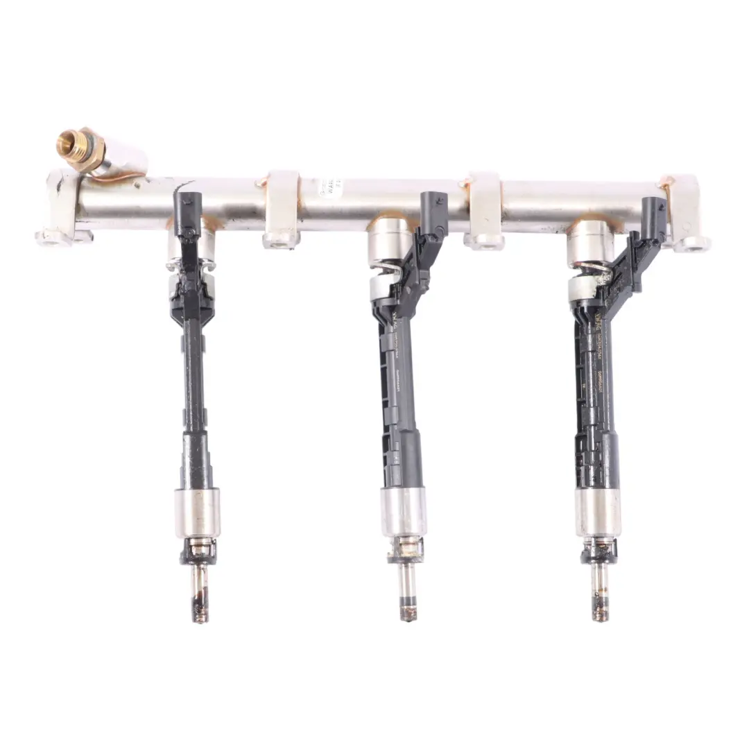 Iniettori Iniezione Carburante Rail Sinistra 3.0 TFSI per Audi S4 B9 Q5 FY con numero di parte 06M133315L Audi S4 B9 Q5 FY Iniettori Iniezione Carburante Rail Sinistra 3.0 TFSI - SKU 06M133315L-1 - Numero di parte 06M133315L