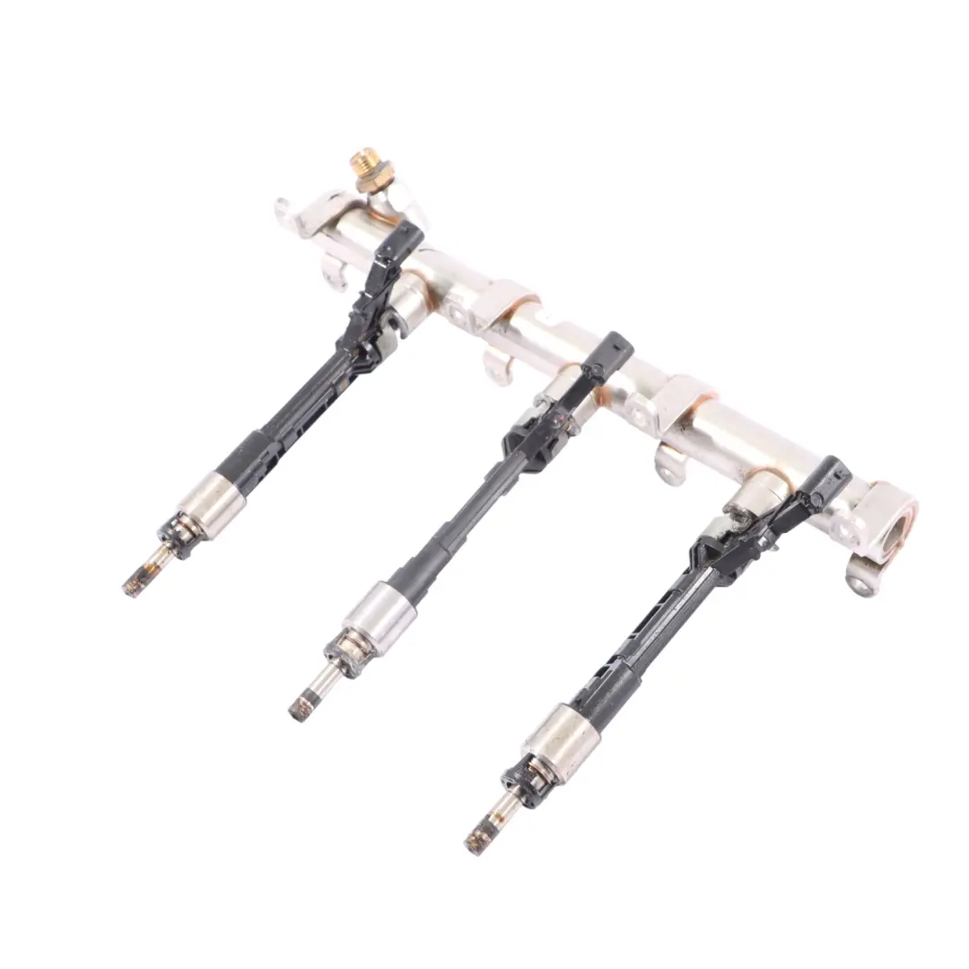 Injecteurs Rampe Injection Carburant Gauche 3.0 TFSI pour Audi S4 B9 Q5 FY à propos du numéro de pièce 06M133315L Audi S4 B9 Q5 FY Injecteurs Rampe Injection Carburant Gauche 3.0 TFSI - SKU 06M133315L-1 - Numéro de pièce 06M133315L