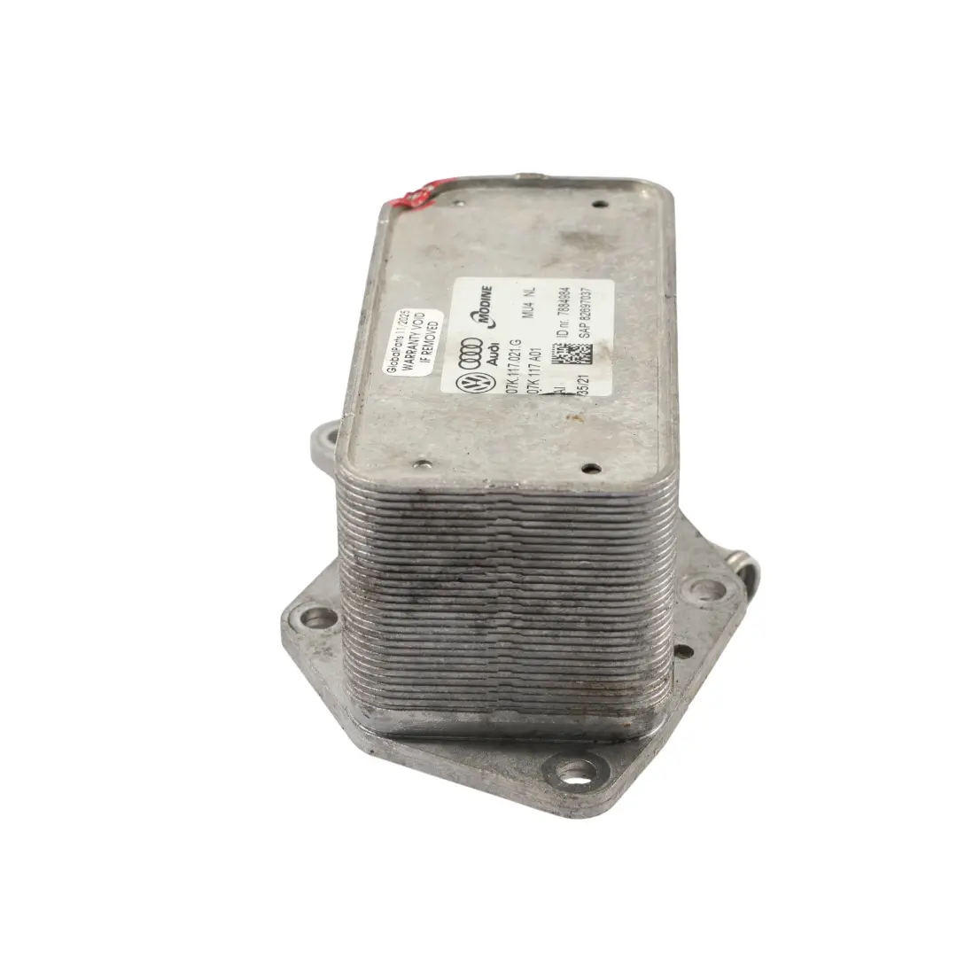 8Y Unità Refrigerante Olio Motore 2.5 TFSI Benzina per Audi RS3 con numero di parte 07K117021G Audi RS3 8Y Unità Refrigerante Olio Motore 2.5 TFSI Benzina - SKU 07K117021G-1 - Numero di parte 07K117021G