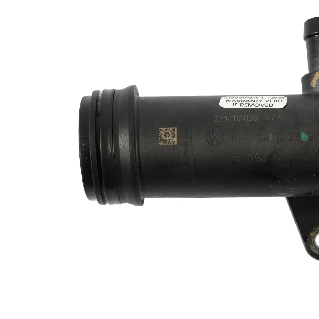 8Y Alloggiamento Termostato Unità Refrigerante 2.5 TFSI per Audi RS3 con numero di parte 07K121111E Audi RS3 8Y Alloggiamento Termostato Unità Refrigerante 2.5 TFSI - SKU 07K121111E - Numero di parte 07K121111E