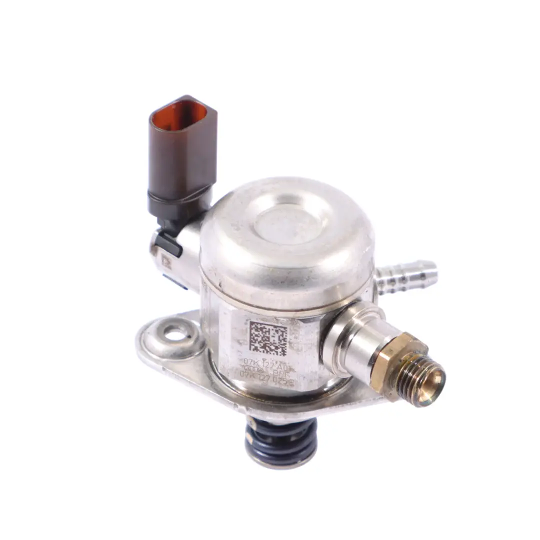 8Y Pompa Carburante Ad Alta Pressione 2.5 TFSI Benzina per Audi RS3 8V con numero di parte 07K127025E Audi RS3 8V 8Y Pompa Carburante Ad Alta Pressione 2.5 TFSI Benzina - SKU 07K127025E - Numero di parte 07K127025E