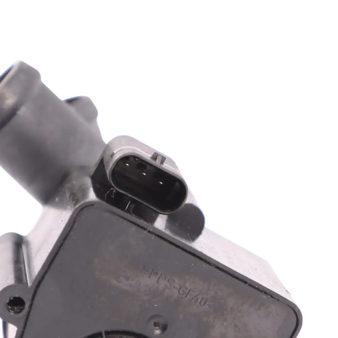 8Y Pompe Eau Electrique Auxiliaire Supplémentaire 2.5 Petrol pour Audi RS3 à propos du numéro de pièce 07K965561B Audi RS3 8Y Pompe Eau Electrique Auxiliaire Supplémentaire 2.5 Petrol - SKU 07K965561B - Numéro de pièce 07K965561B