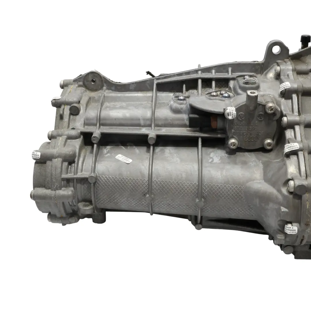 Skrzynia Biegów Manual 6-Biegów JJF do Audi A5 8T 1.8 TFSI o numerze 0B1300027X Audi A5 8T 1.8 TFSI Skrzynia Biegów Manual 6-Biegów JJF - SKU 0B1300027X - Numer Części 0B1300027X