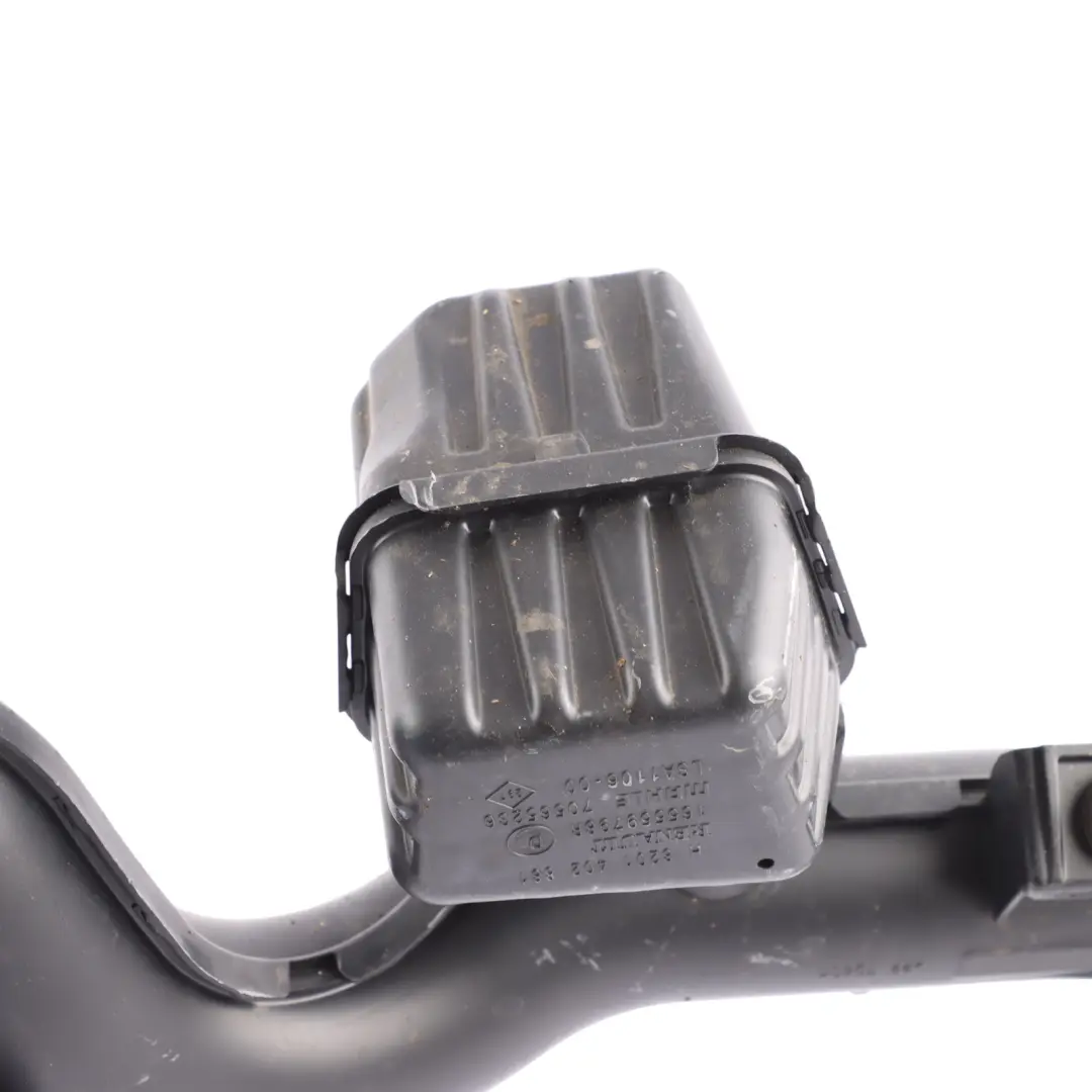 C453 Air Intake Hose Duct Line M281 Petrol Engine 8201402881 to Smart Fortwo with Part number 165559798R Smart Fortwo C453 Air Intake Hose Duct Line M281 Petrol Engine 8201402881 - SKU 165559798R - Part number 165559798R