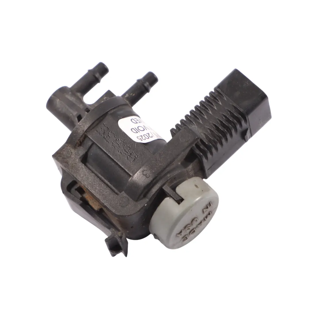Válvula Solenoide De Vacío EGR para Audi Q7 4L 3.0 TDI BUG Diesel con número de pieza 1J0906283C Audi Q7 4L 3.0 TDI BUG Diesel Válvula Solenoide De Vacío EGR - SKU 1J0906283C - Número de pieza 1J0906283C