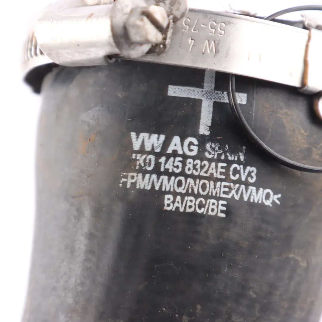 Audi A3 8P Ladeluftkühler Schlauch Rohr Unten Rechts 2.0 TFSI - SKU 1K0145832AE - Teilenummer 1K0145832AE