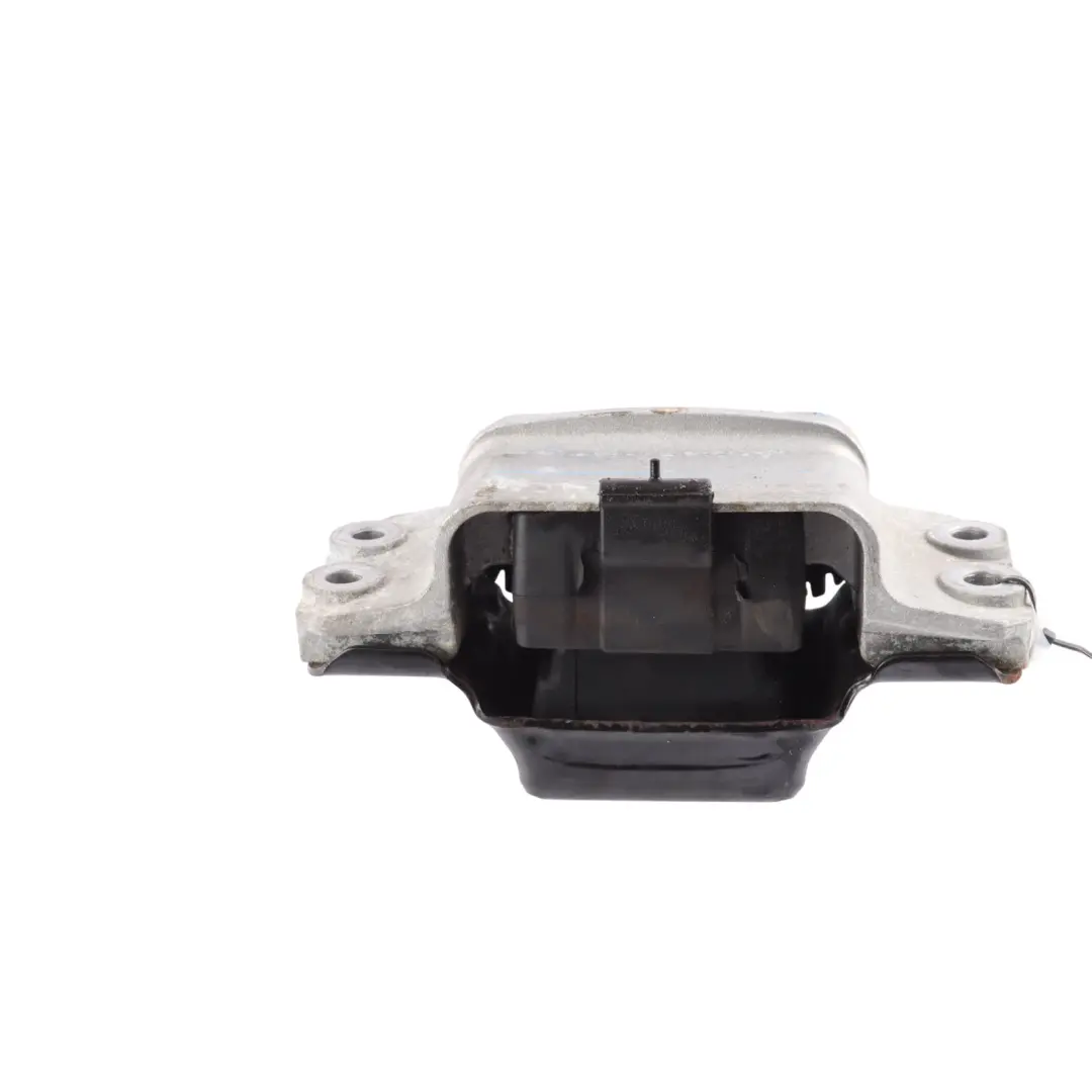 Passsat B8 Gearbox Transmission Mounting Bracket Left N/S to VW Beetle with Part number 1K0199555CD VW Beetle Passsat B8 Gearbox Transmission Mounting Bracket Left N/S - SKU 1K0199555CD - Part number 1K0199555CD