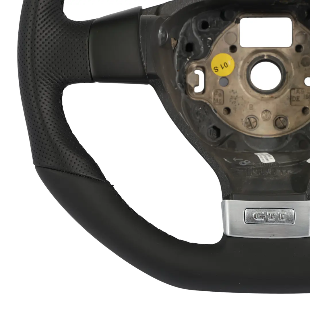 Mk5 GTI Volant NEUF Cuir Noir Fond Plat pour Volkswagen Golf à propos du numéro de pièce 1K0419091AT Volkswagen Golf Mk5 GTI Volant NEUF Cuir Noir Fond Plat - SKU 1K0419091AT-1 - Numéro de pièce 1K0419091AT