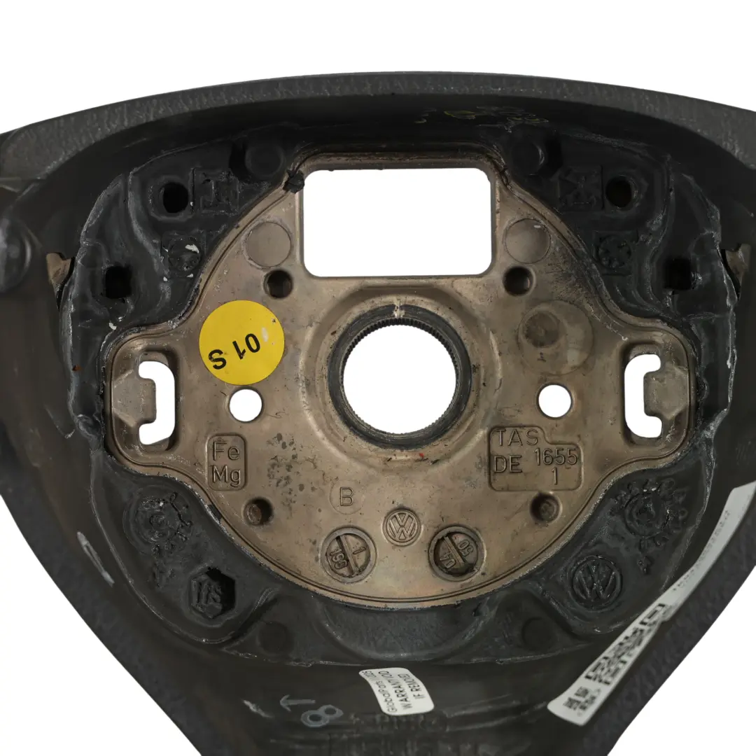 Mk5 GTI Volant NEUF Cuir Noir Fond Plat pour Volkswagen Golf à propos du numéro de pièce 1K0419091AT Volkswagen Golf Mk5 GTI Volant NEUF Cuir Noir Fond Plat - SKU 1K0419091AT-1 - Numéro de pièce 1K0419091AT