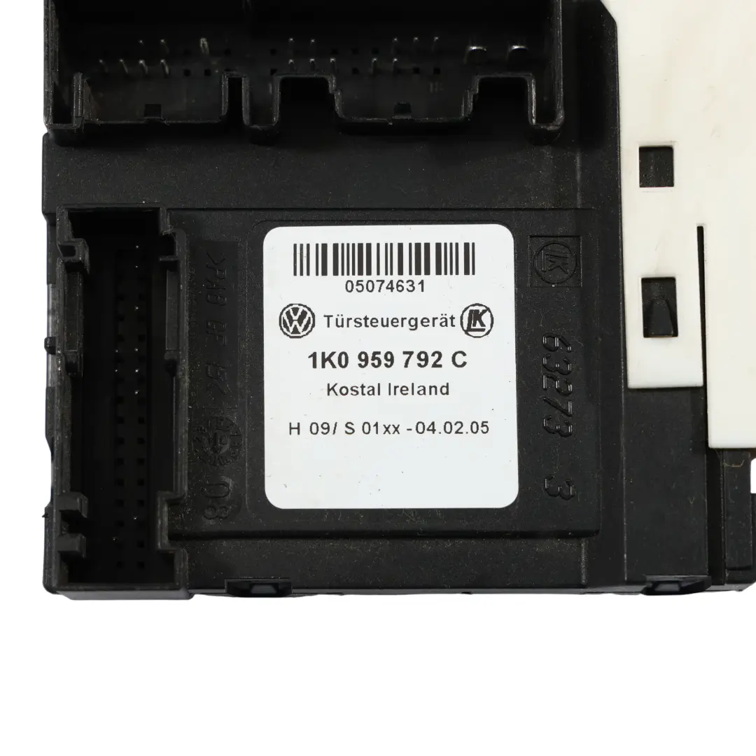 Volkswagen Golf Mk5 1K Unità Motore Alzacristalli Anteriore Sinistra - SKU 1K0959702E - Numero di parte 1K0959702E