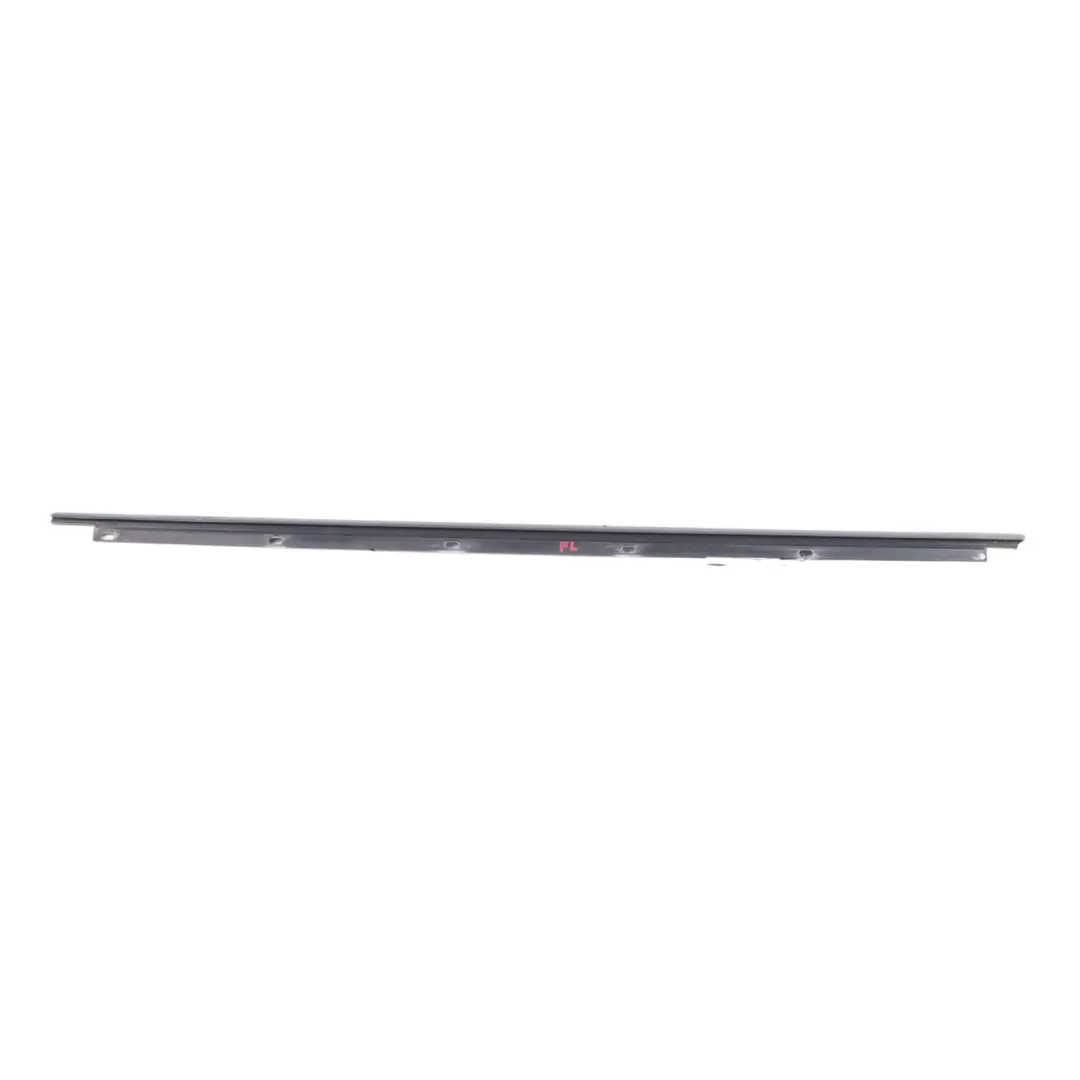 Mk5 5Dr Modanatura Porta Anteriore Sinistra Nero per Volkswagen Golf con numero di parte 1K4837477D Volkswagen Golf Mk5 5Dr Modanatura Porta Anteriore Sinistra Nero - SKU 1K4837477D - Numero di parte 1K4837477D