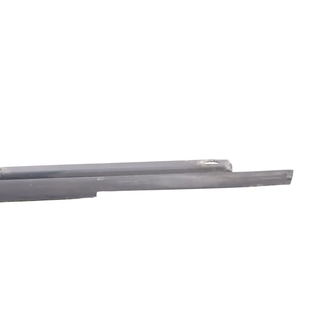 Mk5 Baguette Porte Avant Gauche Noire 5 Portes pour Volkswagen Golf à propos du numéro de pièce 1K4837477D Volkswagen Golf Mk5 Baguette Porte Avant Gauche Noire 5 Portes - SKU 1K4837477D - Numéro de pièce 1K4837477D