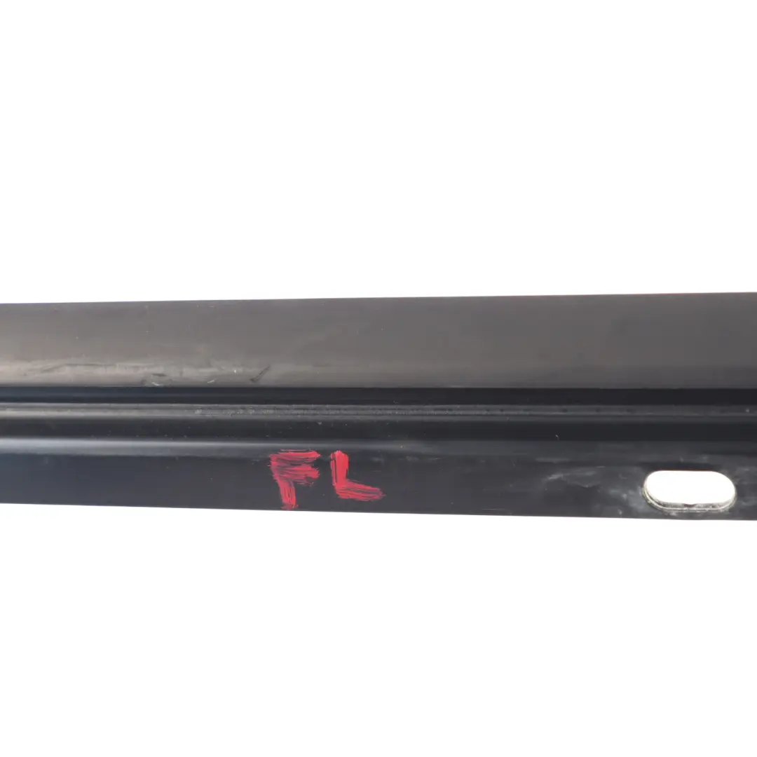 Mk5 Baguette Porte Avant Gauche Noire 5 Portes pour Volkswagen Golf à propos du numéro de pièce 1K4837477D Volkswagen Golf Mk5 Baguette Porte Avant Gauche Noire 5 Portes - SKU 1K4837477D - Numéro de pièce 1K4837477D