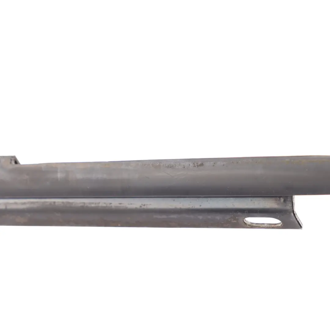 Mk5 5Dr Moldura De Puerta Delantera Derecha Negro para Volkswagen Golf con número de pieza 1K4837478D Volkswagen Golf Mk5 5Dr Moldura De Puerta Delantera Derecha Negro - SKU 1K4837478D - Número de pieza 1K4837478D