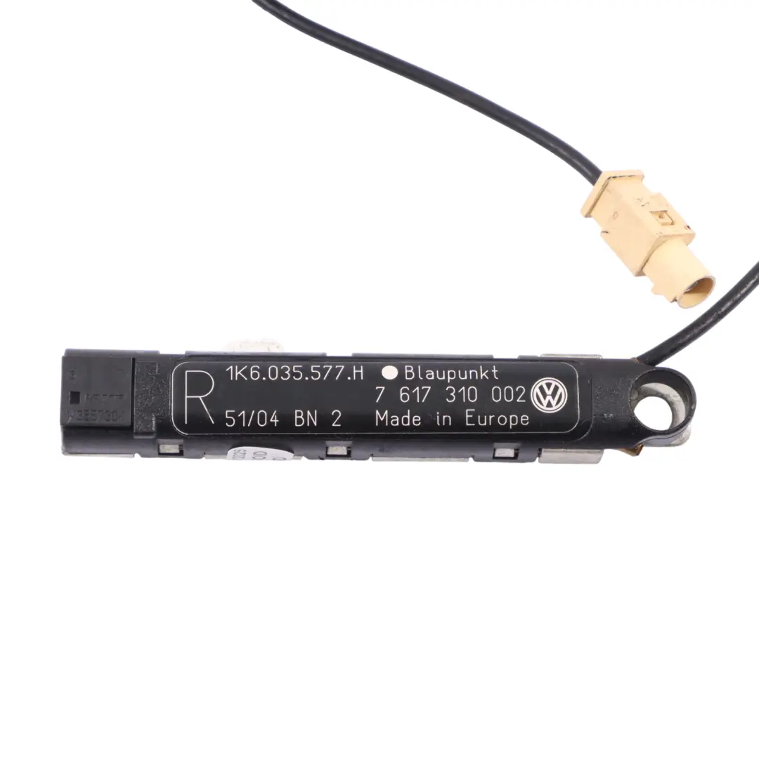 1K Antena Amplificador Señal Aérea Derecha para VW Volkswagen Golf con número de pieza 1K6035577H VW Volkswagen Golf 1K Antena Amplificador Señal Aérea Derecha - SKU 1K6035577H - Número de pieza 1K6035577H