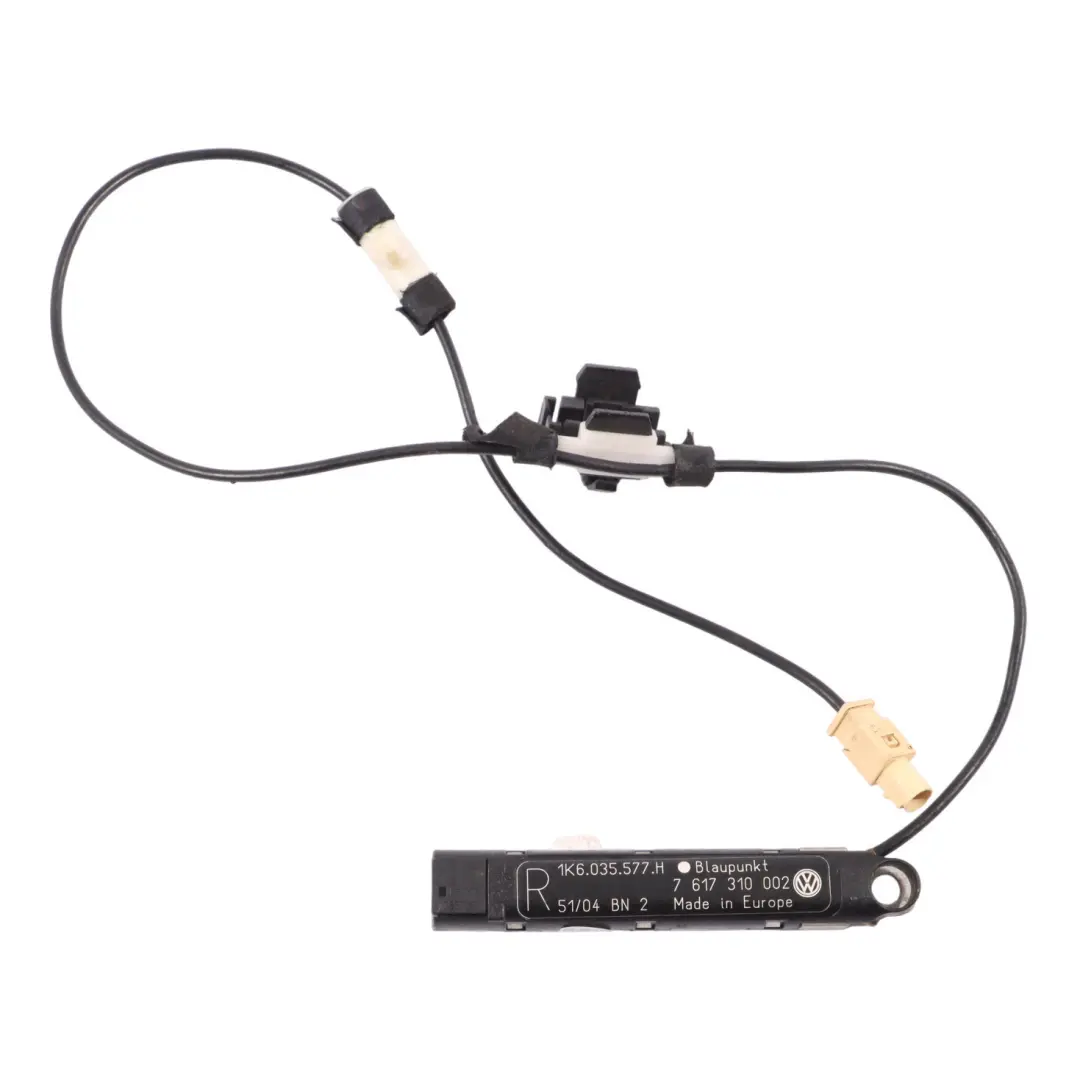 1K Antenna Segnale Amplificatore Antenna Destra per VW Volkswagen Golf con numero di parte 1K6035577H VW Volkswagen Golf 1K Antenna Segnale Amplificatore Antenna Destra - SKU 1K6035577H - Numero di parte 1K6035577H