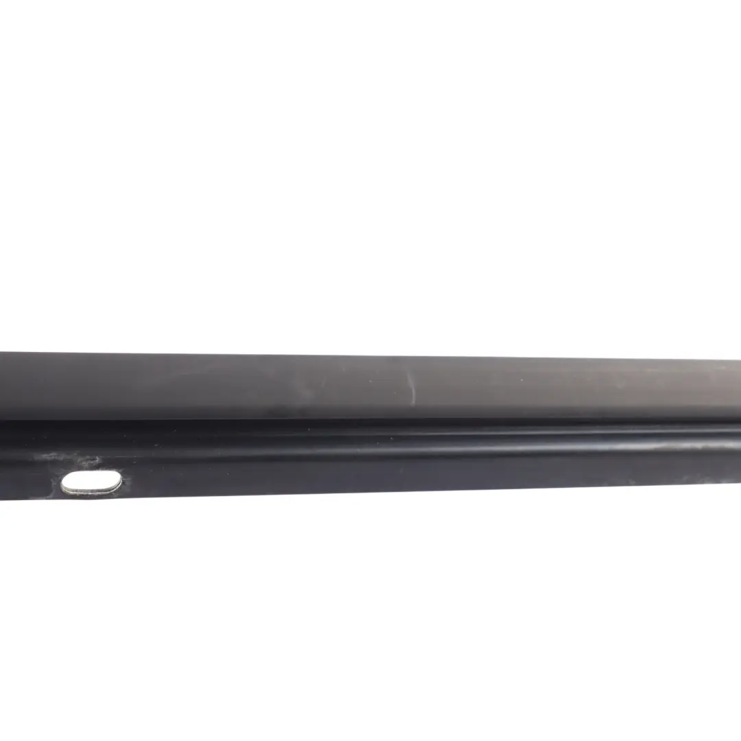 Tira Sellado Raíl Ventanilla Trasera Derecha para Volkswagen Golf V con número de pieza 1K6839478A Volkswagen Golf V Tira Sellado Raíl Ventanilla Trasera Derecha - SKU 1K6839478A - Número de pieza 1K6839478A