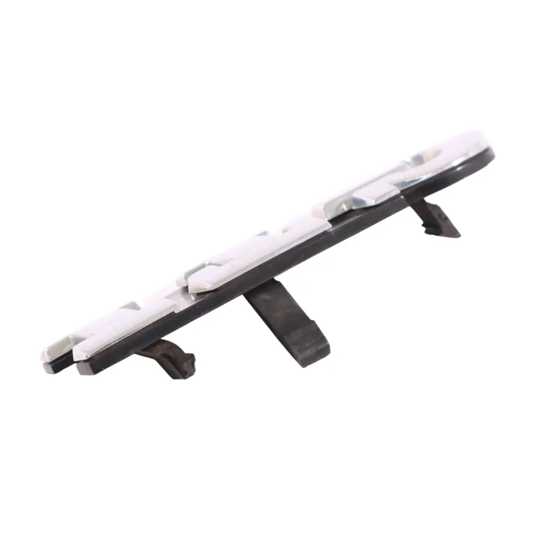 Mk5 GTI Logo De Calandre Avant pour Volkswagen Polo 6R à propos du numéro de pièce 1K6853679D Volkswagen Polo 6R Mk5 GTI Logo De Calandre Avant - SKU 1K6853679D - Numéro de pièce 1K6853679D