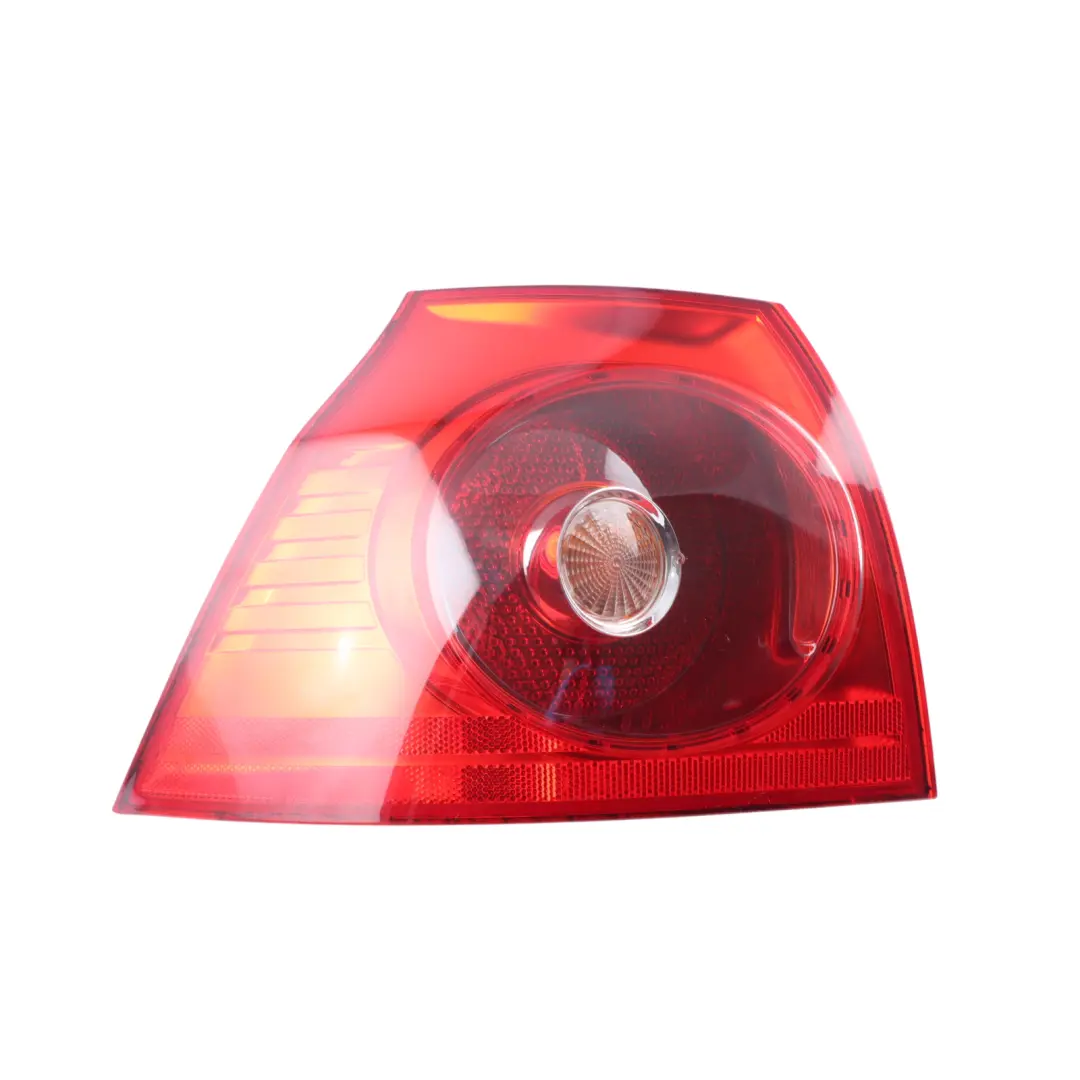 Mk5 1K Rücklicht Äußere Lampe Links für Volkswagen Golf mit Teilenummer 1K6945095E Volkswagen Golf Mk5 1K Rücklicht Äußere Lampe Links - SKU 1K6945095E - Teilenummer 1K6945095E